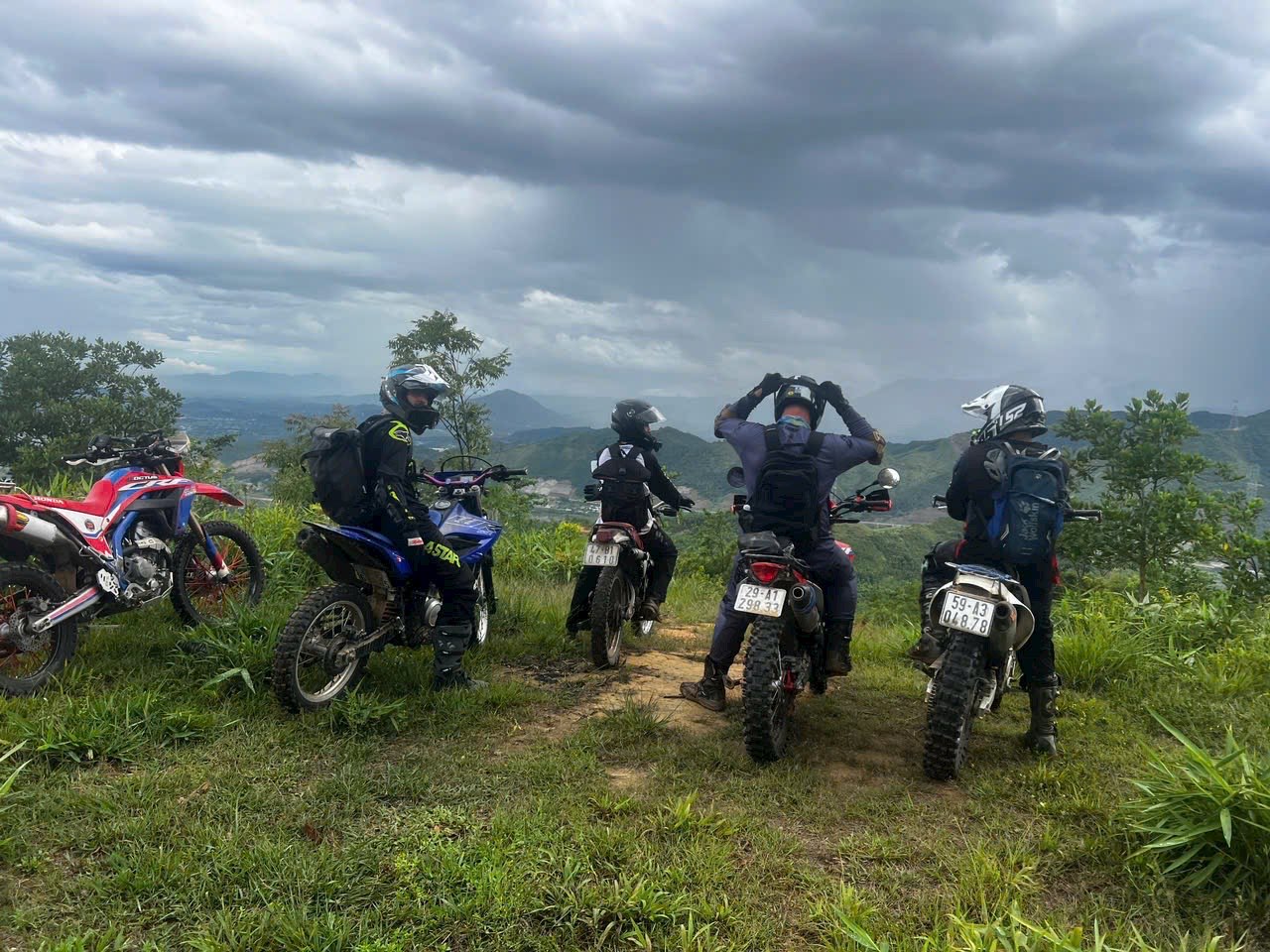 Da Nang Dirt Crew - Trail Ride