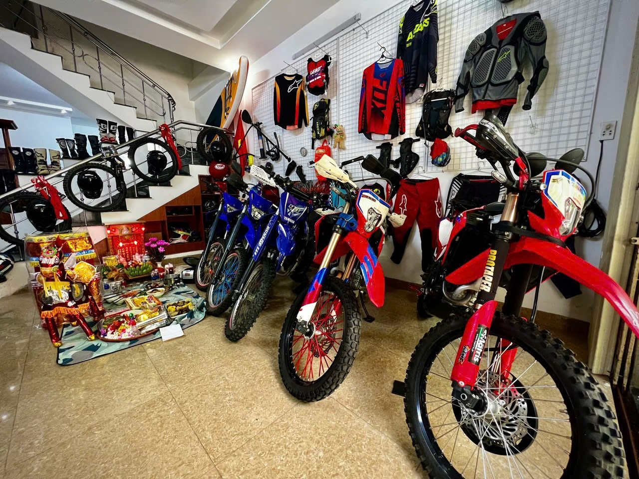 Da Nang Dirt Crew - Epic Trails